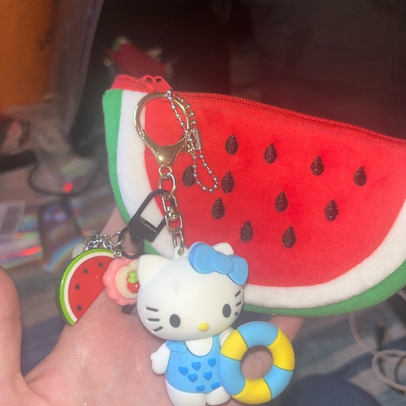 Hello Kitty Accessories - NEW Hello Kitty Watermelon Keychain Set